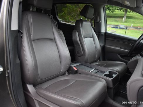 Used 2019 Honda Odyssey EX-L image 11