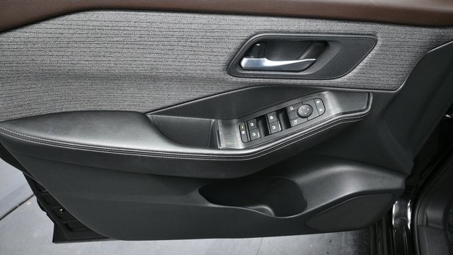 Used 2021 Nissan Rogue SV AWD/4WD image 20