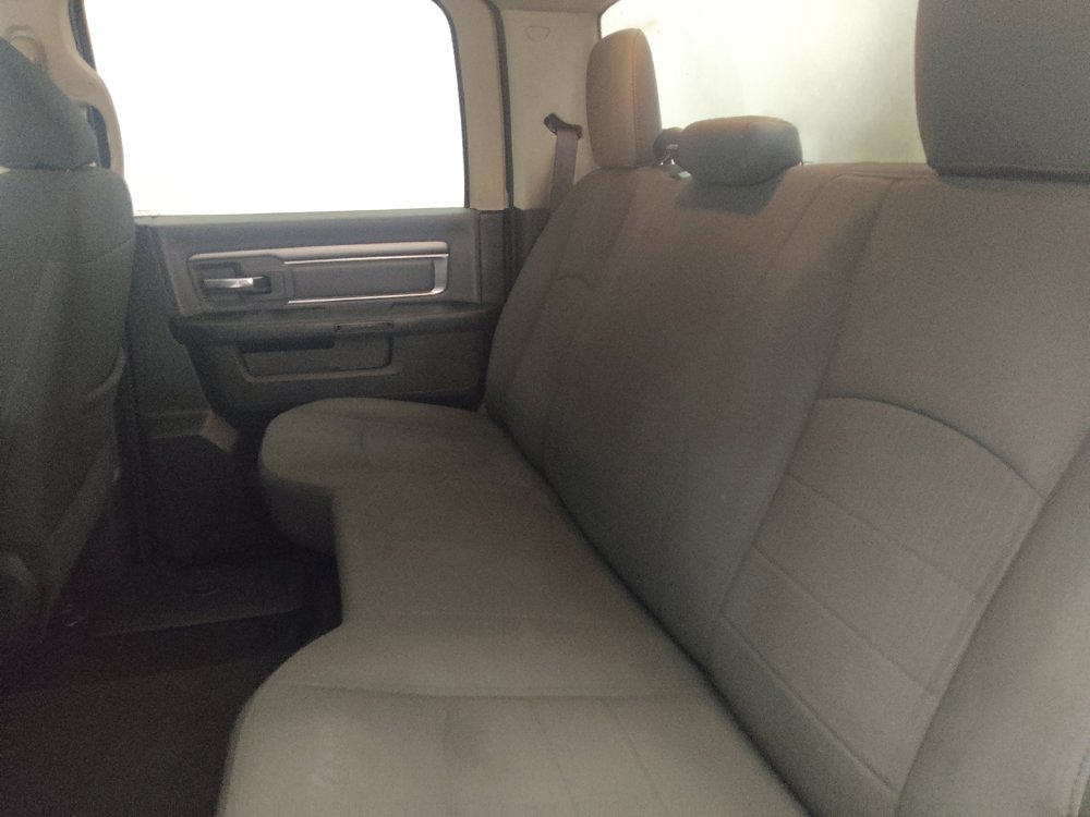 Used 2021 RAM 1500 Classic SLT RWD image 18