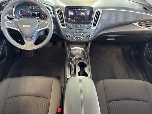 Used 2022 Chevrolet Malibu LT FWD image 13