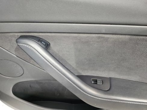 Used 2022 Tesla Model 3 RWD image 8