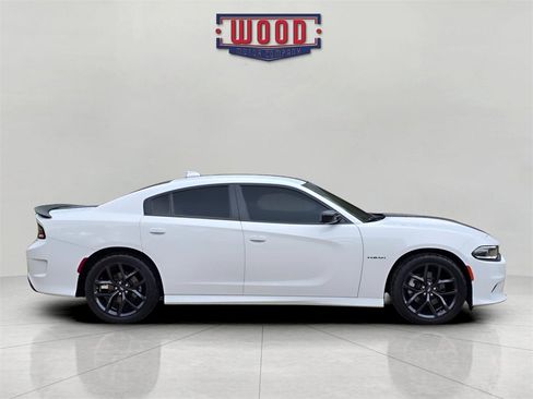 Used 2022 Dodge Charger R/T w/ Blacktop Package image 2