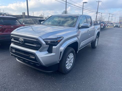 New 2026 Toyota Tacoma SR5 image 2