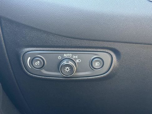 Certified 2019 Chevrolet Equinox Premier FWD image 25