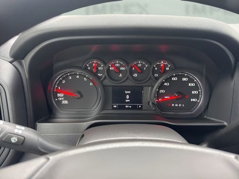 Used 2025 Chevrolet Silverado 1500 W/T image 17