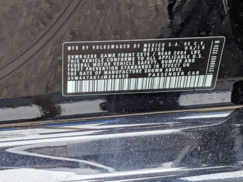 Used 2018 Volkswagen GTI SE FWD image 15