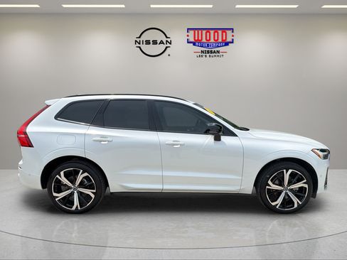 Used 2025 Volvo XC60 B5 Ultra w/ Protection Package Premier AWD/4WD image 2