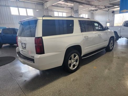 Used 2019 Chevrolet Suburban Premier image 5