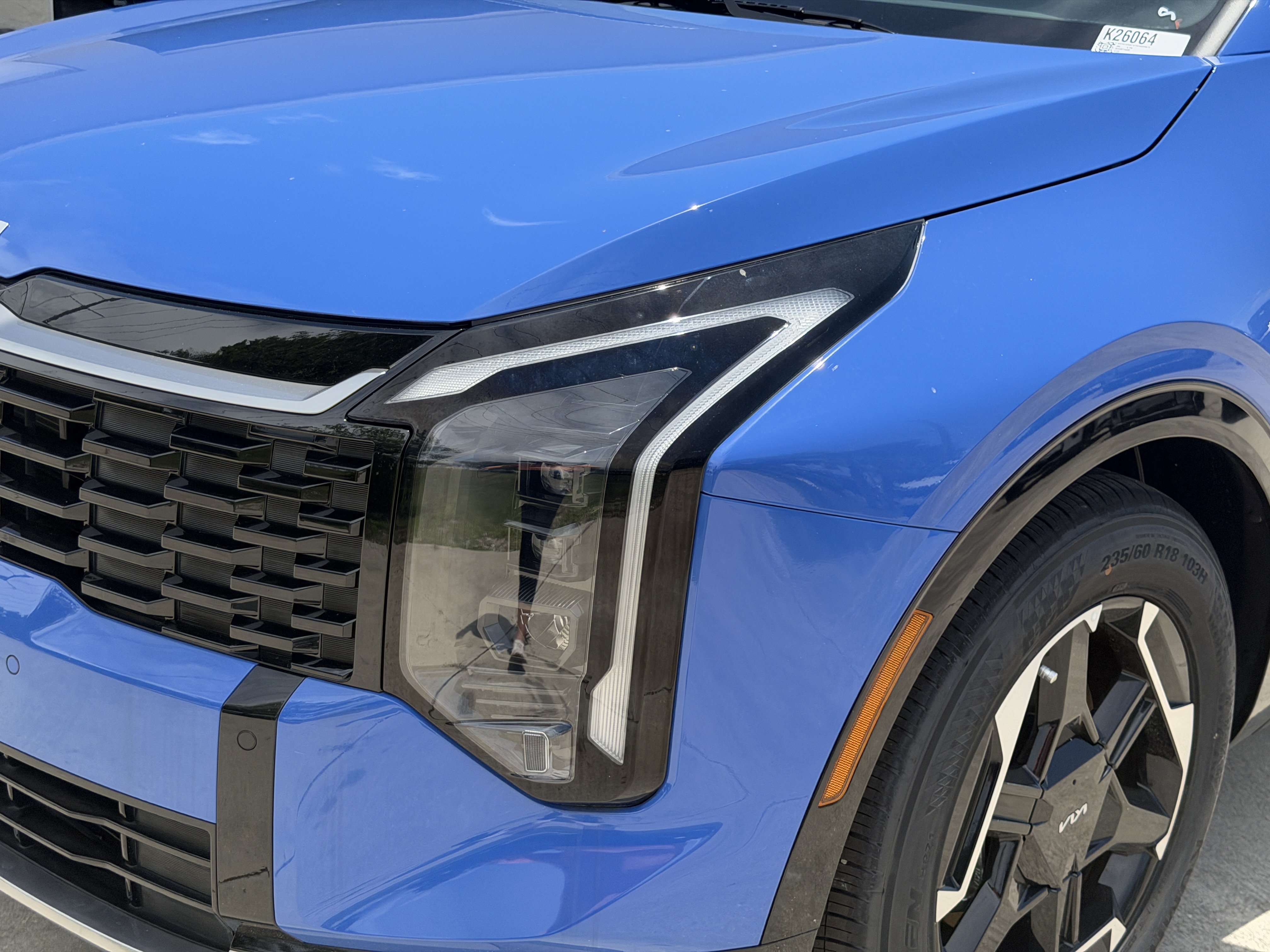 New 2026 Kia Sportage SX FWD image 8