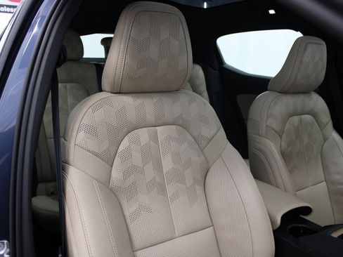 Used 2021 Polestar Polestar 2 image 33