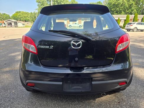 Used 2012 MAZDA MAZDA2 Touring FWD image 8