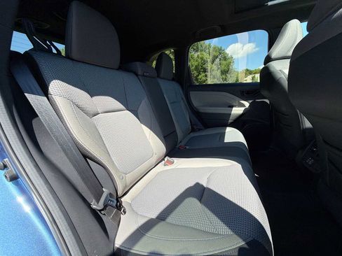 Certified 2026 Subaru Forester Premium w/ Base/Premium Package AWD/4WD image 18
