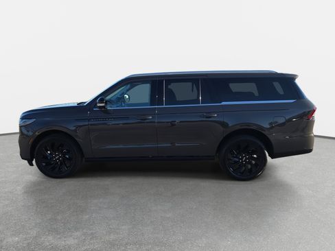 New 2025 Lincoln Navigator L Black Label image 8