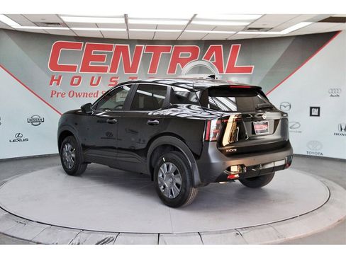 New 2026 Nissan Kicks S w/ Charging Package image 4