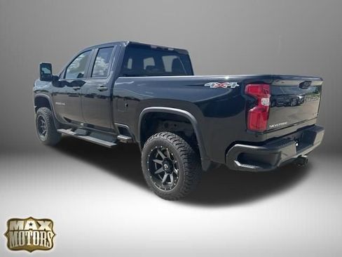 Used 2021 Chevrolet Silverado 2500 Custom w/ Custom Value Package AWD/4WD image 5