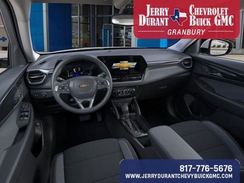 New 2026 Chevrolet TrailBlazer LT w/ Convenience Package image 17