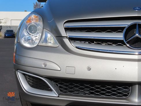 Used 2006 Mercedes-Benz R 500 4MATIC image 39