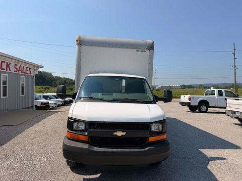 Used 2014 Chevrolet Express 3500 Extended RWD image 5