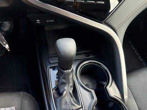 Used 2019 Toyota Camry LE FWD image 21