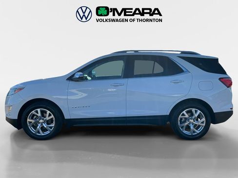 Used 2018 Chevrolet Equinox Premier image 2