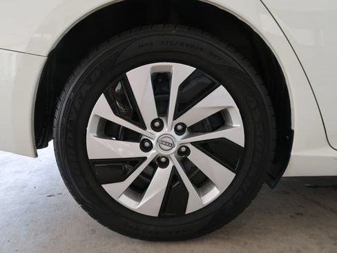 Used 2023 Nissan Altima 2.5 S FWD image 38