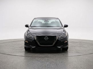 Used 2025 Nissan Altima 2.5 SV FWD video 1