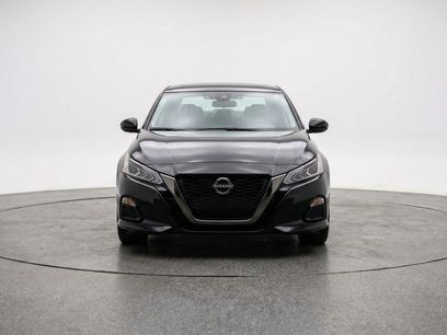 Used 2025 Nissan Altima 2.5 SV