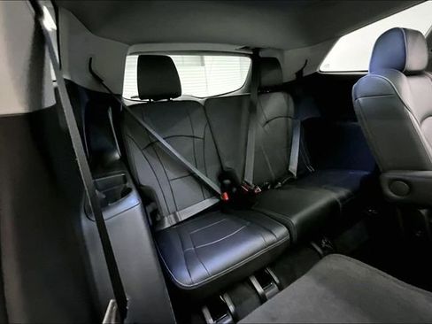 Used 2021 Buick Enclave Avenir w/ Avenir Technology Package FWD image 32