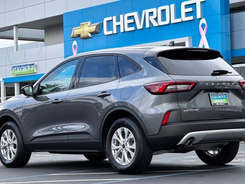 Used 2025 Ford Escape Active image 5