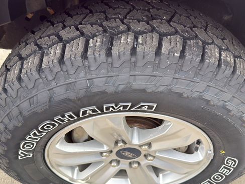 Used 2020 Ford F150 XLT w/ Trailer Tow Package image 4