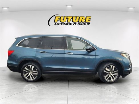 Used 2016 Honda Pilot Touring image 3