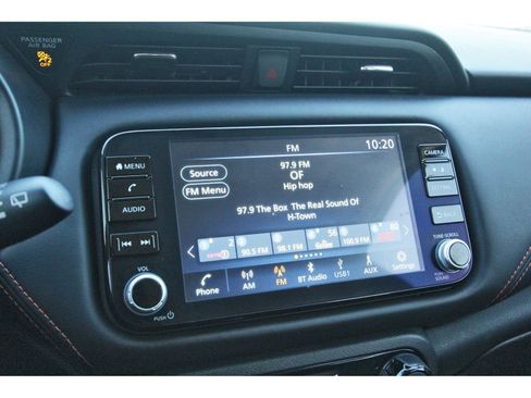 Used 2024 Nissan Kicks SR w/ Interior Electronics Package image 21