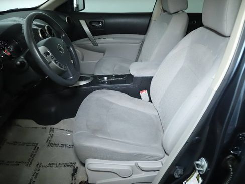 Used 2014 Nissan Rogue S w/ Convenience Package AWD/4WD image 18