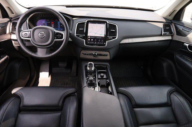 Used 2023 Volvo XC90 B6 Ultimate w/ Protection Package Premier AWD/4WD image 27