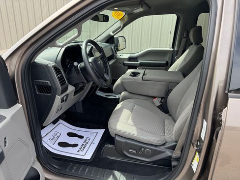 Used 2018 Ford F150 XLT w/ Equipment Group 302A Luxury AWD/4WD image 8