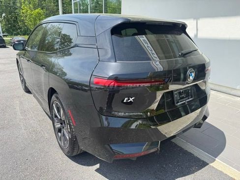 New 2026 BMW iX xDrive45 image 9