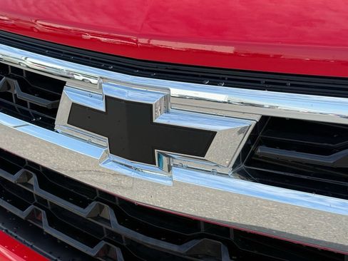 Used 2025 Chevrolet Silverado 1500 LT w/ LPO, Dark Essentials Package AWD/4WD image 32