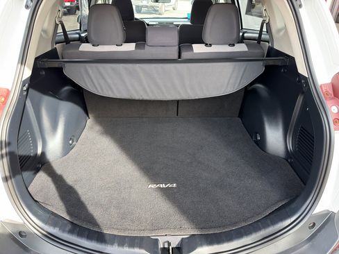 Used 2014 Toyota RAV4 XLE image 8