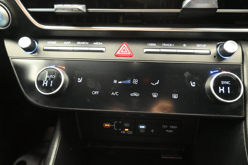 Used 2025 Hyundai Sonata SEL FWD image 16