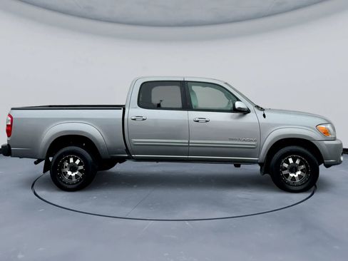 Used 2005 Toyota Tundra SR5 image 6