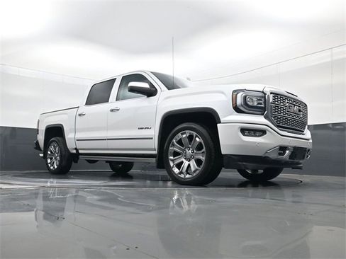 Used 2018 GMC Sierra 1500 Denali w/ Denali Ultimate Package image 23