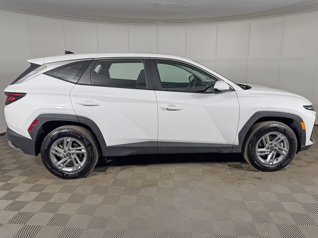 Certified 2026 Hyundai Tucson SE AWD/4WD image 12