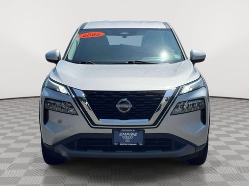 Used 2023 Nissan Rogue SV FWD image 3