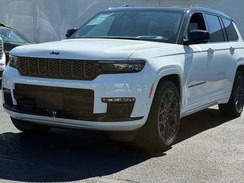 Used 2025 Jeep Grand Cherokee L Summit AWD/4WD image 1