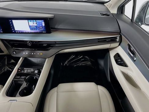 Used 2025 Nissan Murano SL AWD/4WD image 25