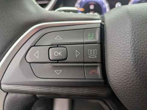 New 2025 Jeep Grand Cherokee Altitude image 15