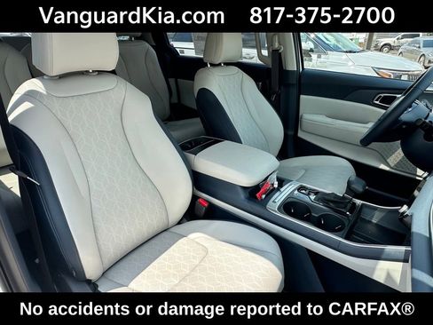 Certified 2026 Kia Carnival EX image 28