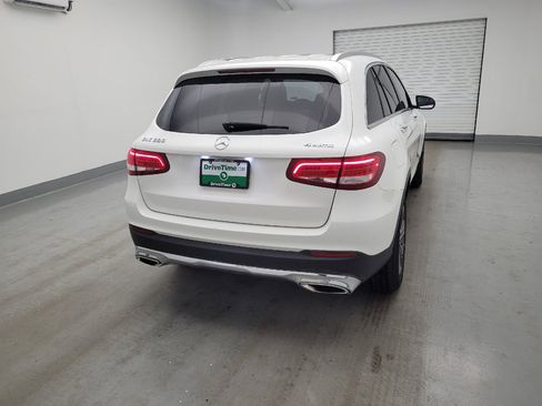 Used 2016 Mercedes-Benz GLC 300 4MATIC image 7