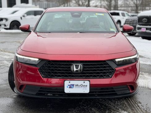 Used 2023 Honda Accord EX image 2