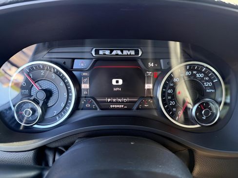 Used 2021 RAM 1500 Laramie AWD/4WD image 28